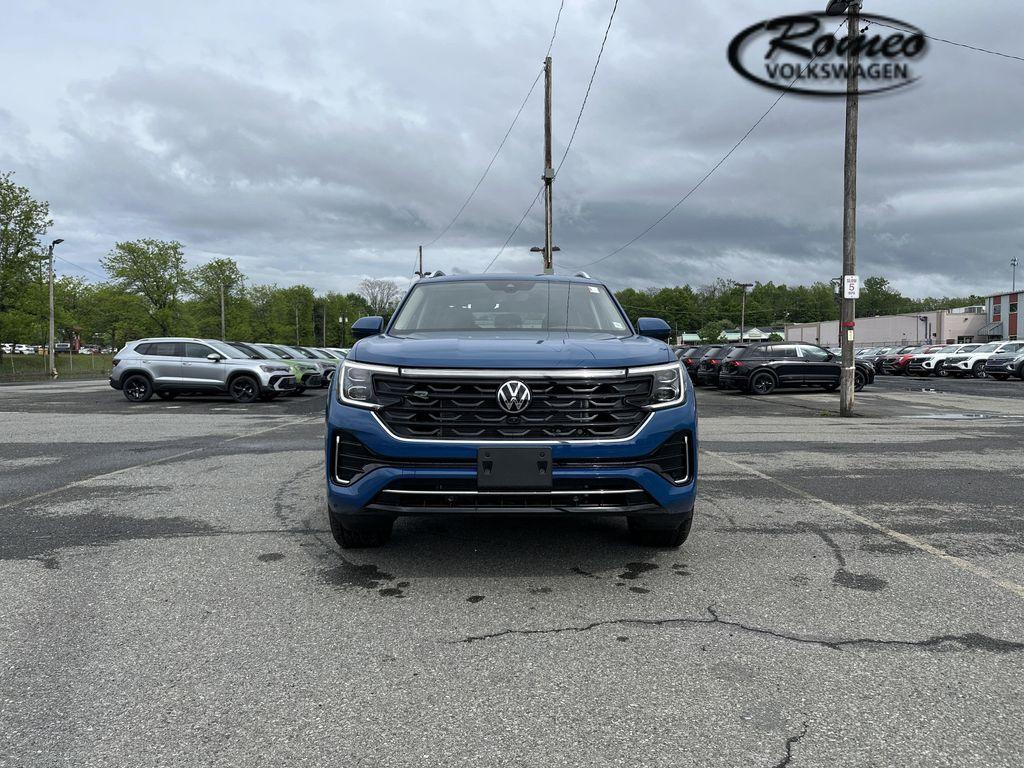 new 2025 Volkswagen Atlas car, priced at $50,495