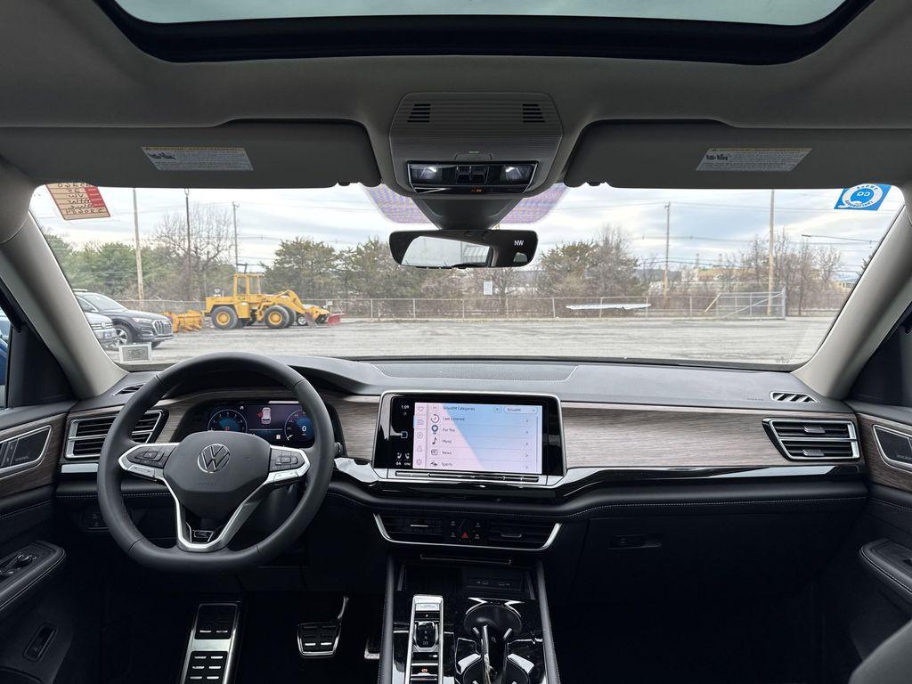 new 2025 Volkswagen Atlas car, priced at $50,636