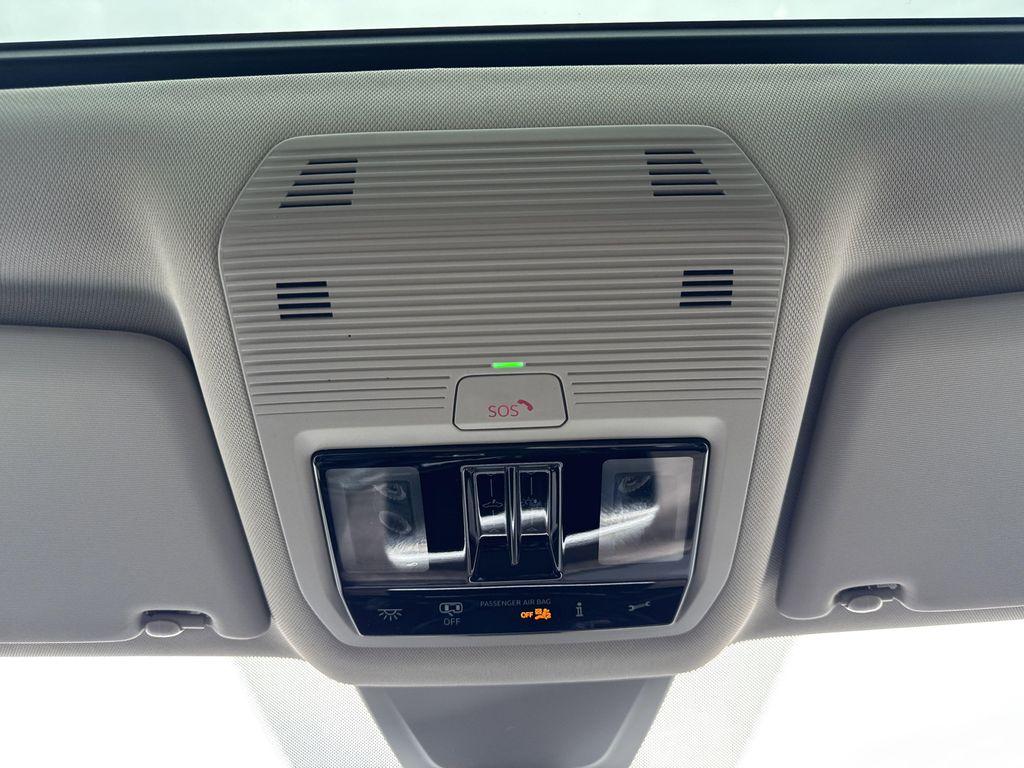 new 2025 Volkswagen Atlas car, priced at $50,636