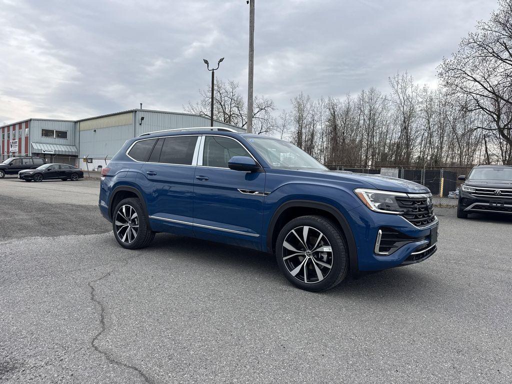new 2025 Volkswagen Atlas car, priced at $50,636