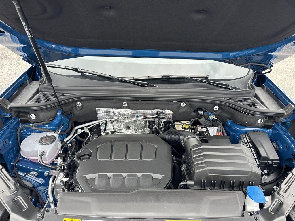 new 2025 Volkswagen Atlas car, priced at $50,636