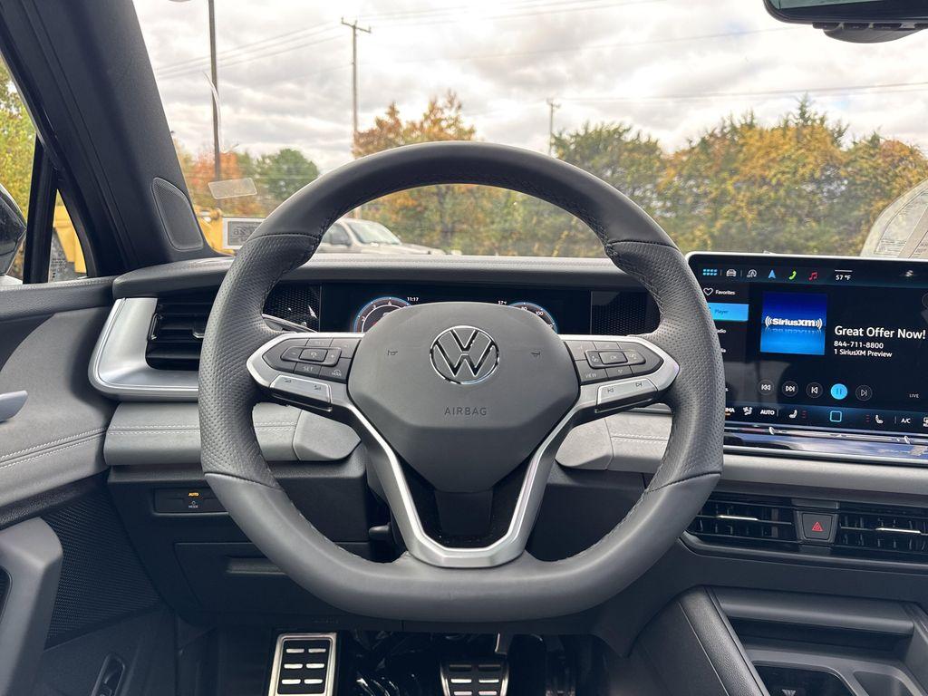 new 2025 Volkswagen Tiguan car, priced at $37,247