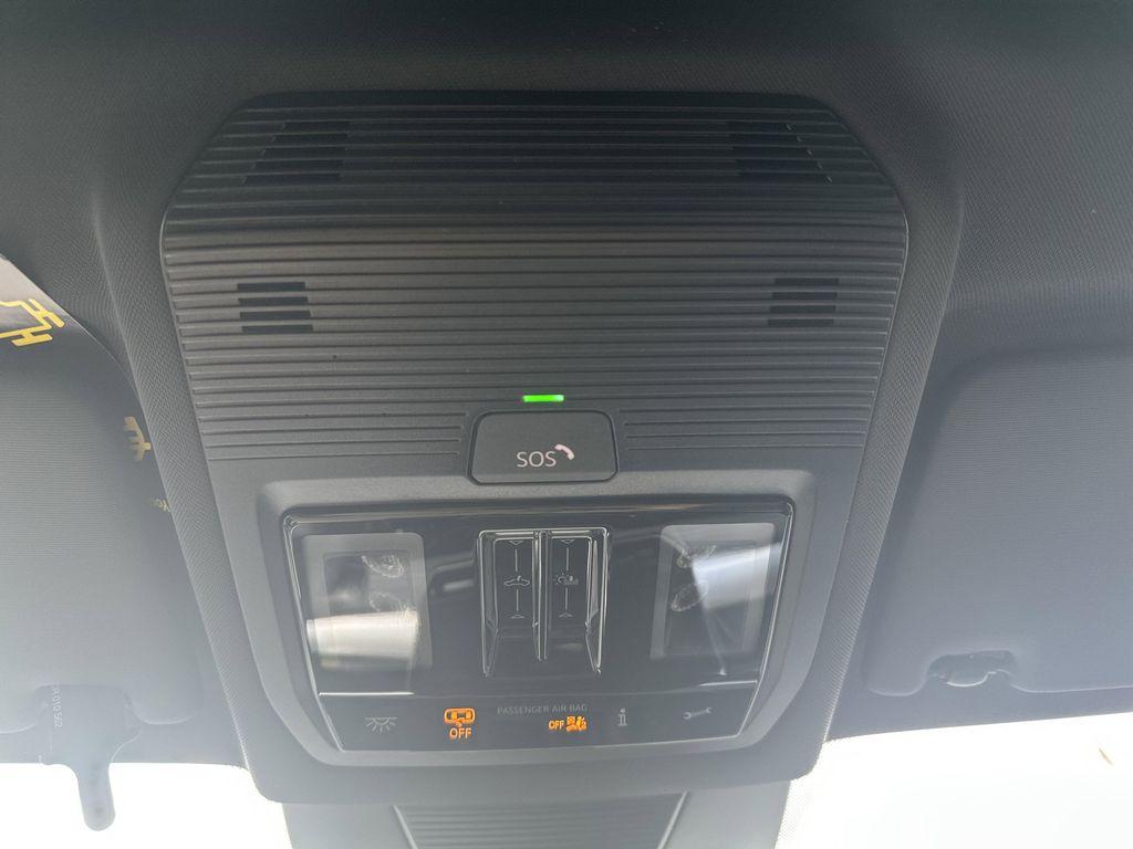 new 2026 Volkswagen Tiguan car, priced at $39,337