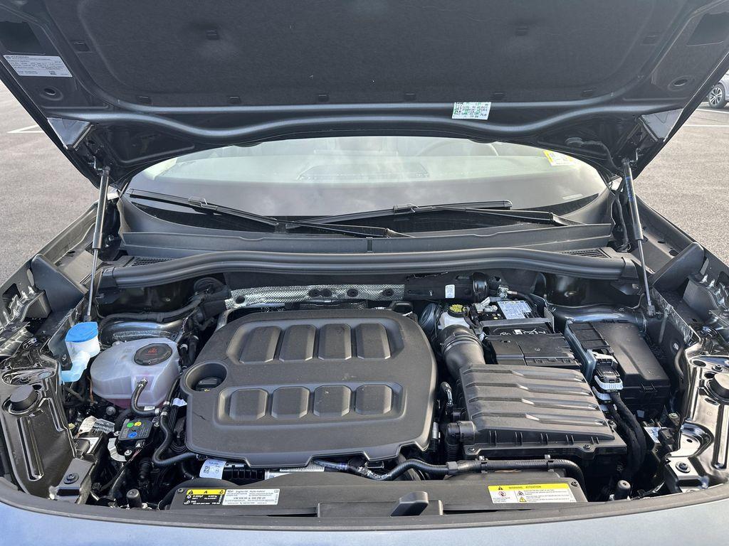 new 2025 Volkswagen Tiguan car, priced at $34,576