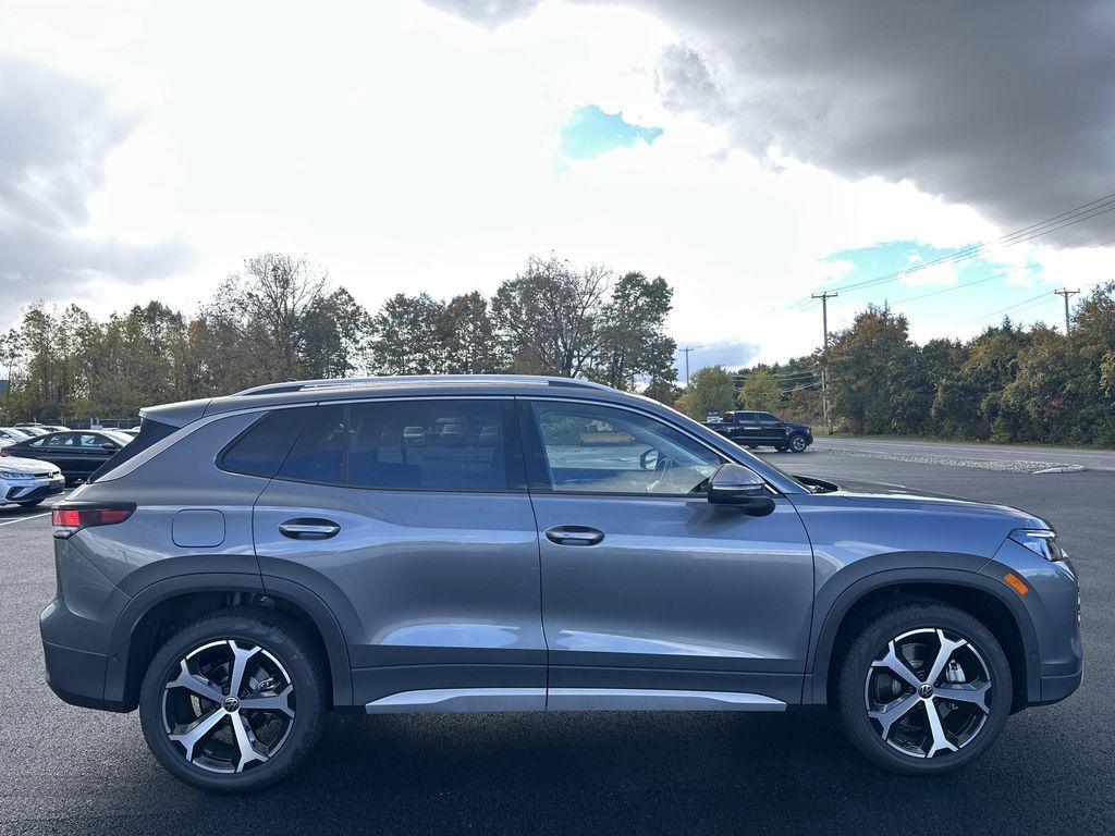 new 2025 Volkswagen Tiguan car, priced at $34,576