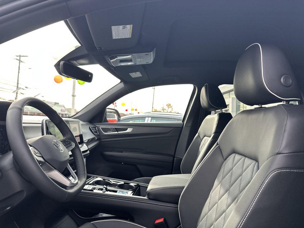 new 2026 Volkswagen Atlas Cross Sport car, priced at $53,481