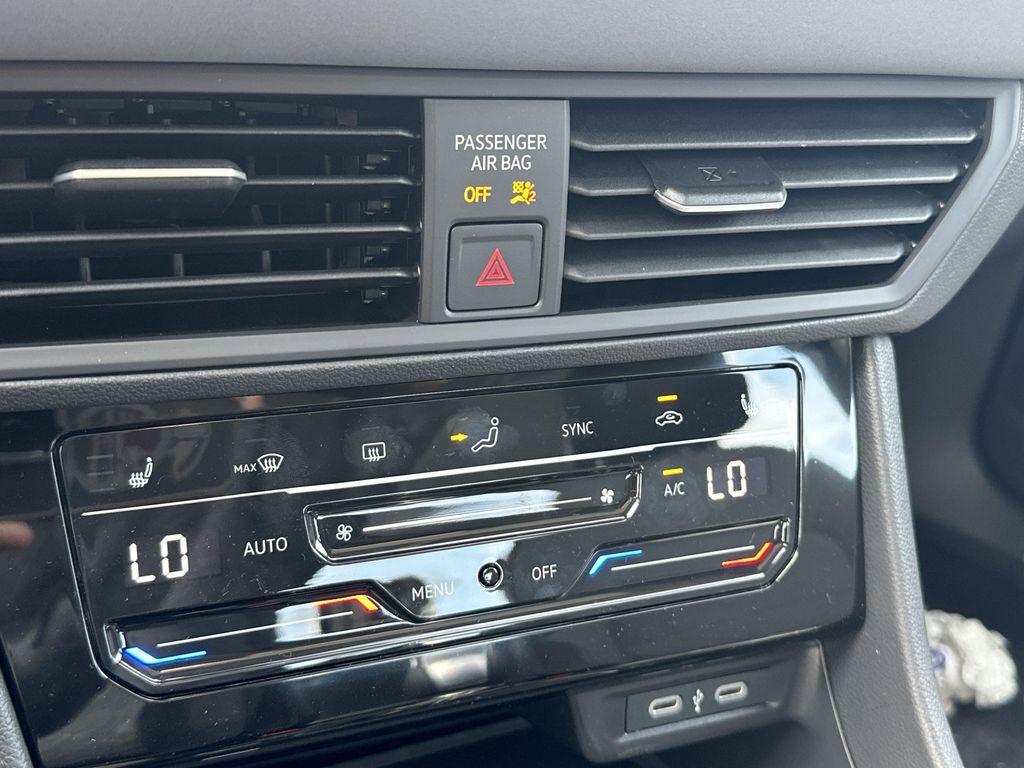 new 2025 Volkswagen Jetta car, priced at $26,564