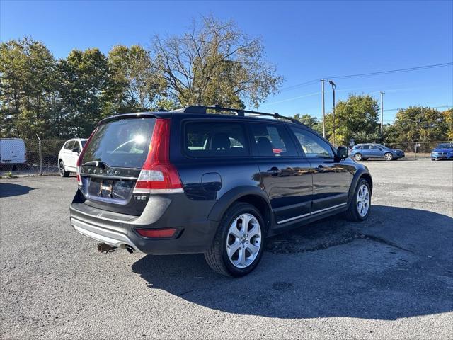 used 2016 Volvo XC70 car, priced at $14,249