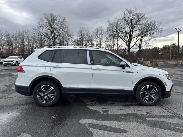 new 2024 Volkswagen Tiguan car, priced at $33,051