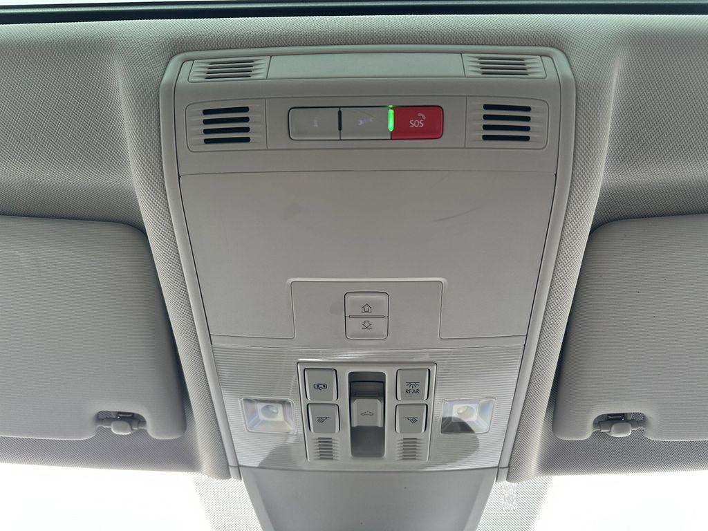 used 2022 Volkswagen Tiguan car, priced at $21,895