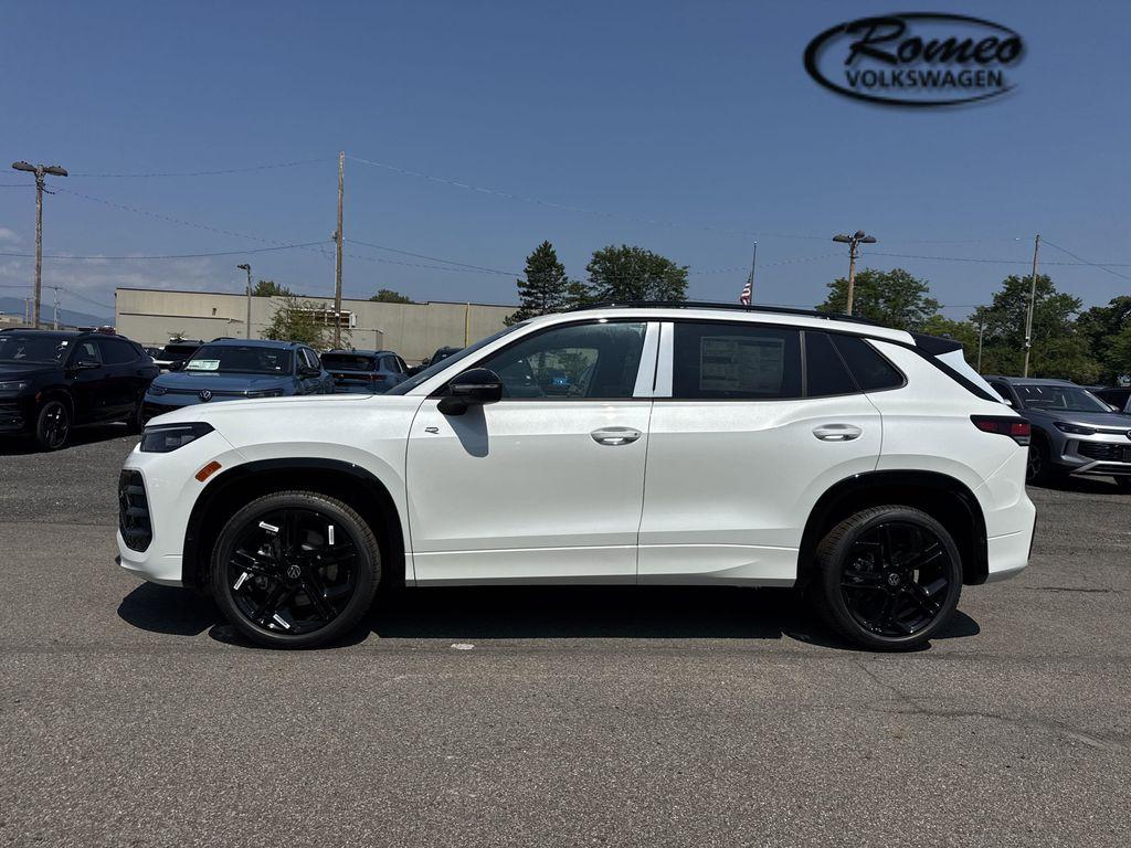new 2025 Volkswagen Tiguan car, priced at $38,734
