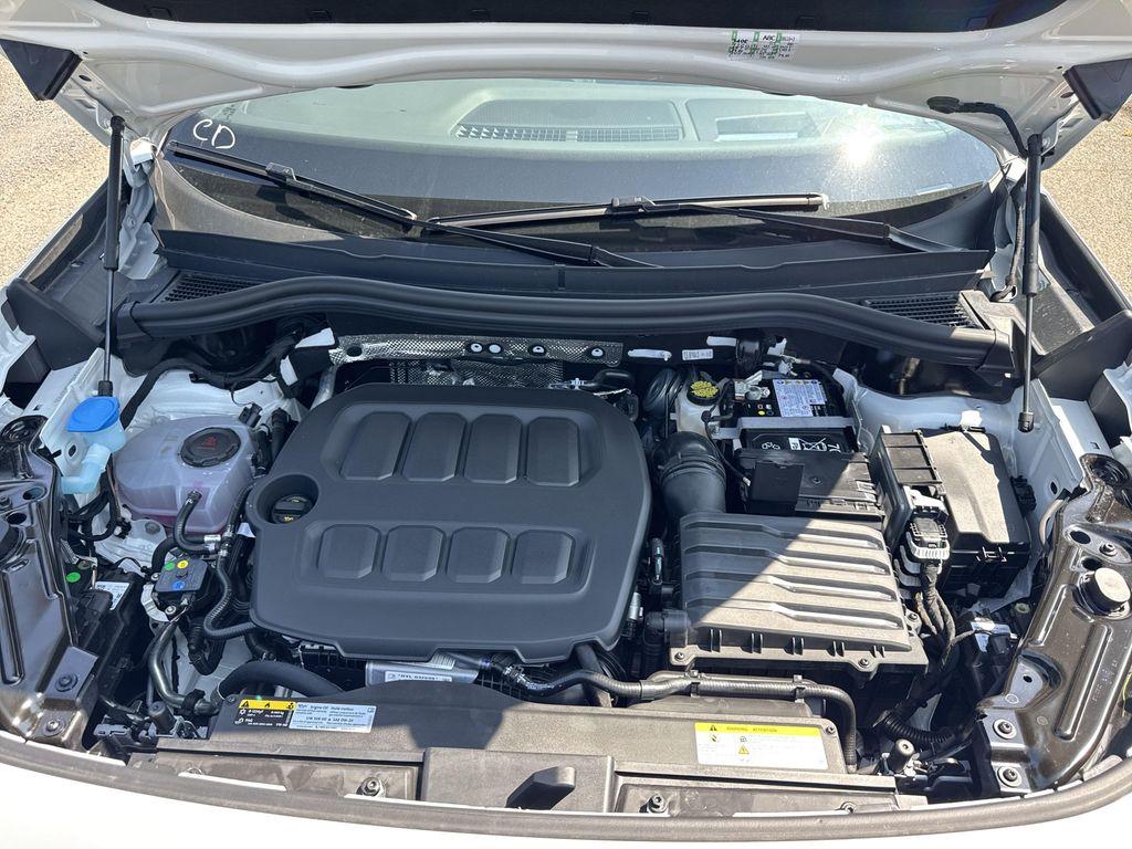 new 2025 Volkswagen Tiguan car, priced at $37,286