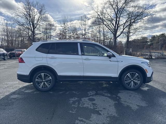 new 2024 Volkswagen Tiguan car, priced at $33,051