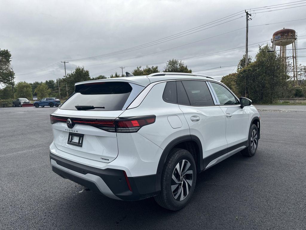 new 2025 Volkswagen Tiguan car, priced at $30,882