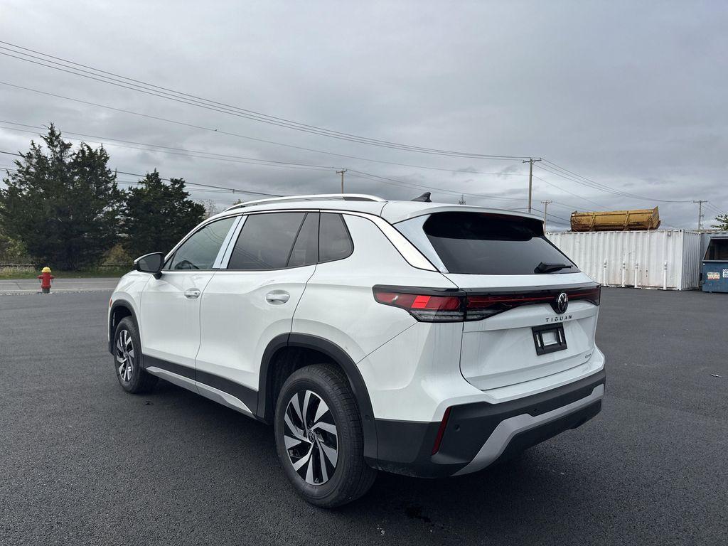 new 2025 Volkswagen Tiguan car, priced at $30,882