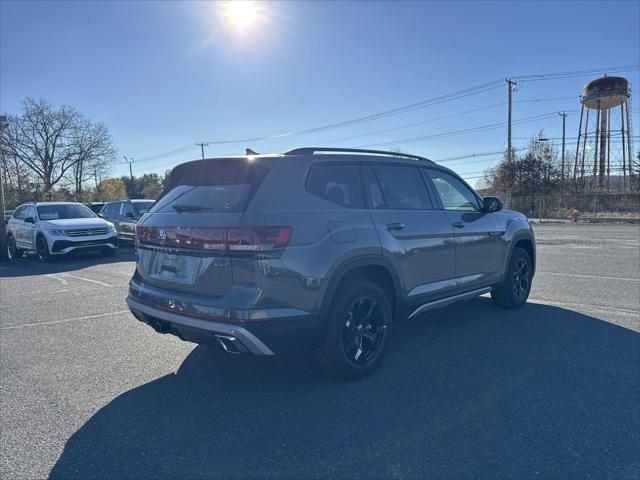 new 2025 Volkswagen Atlas car, priced at $46,343