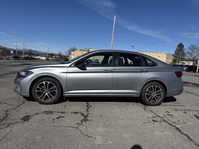 used 2022 Volkswagen Jetta car, priced at $18,200