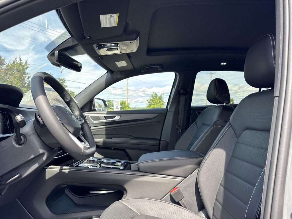 new 2026 Volkswagen Atlas Cross Sport car, priced at $51,376