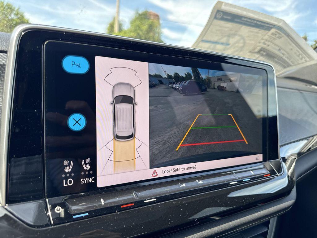 new 2026 Volkswagen Atlas Cross Sport car, priced at $51,376