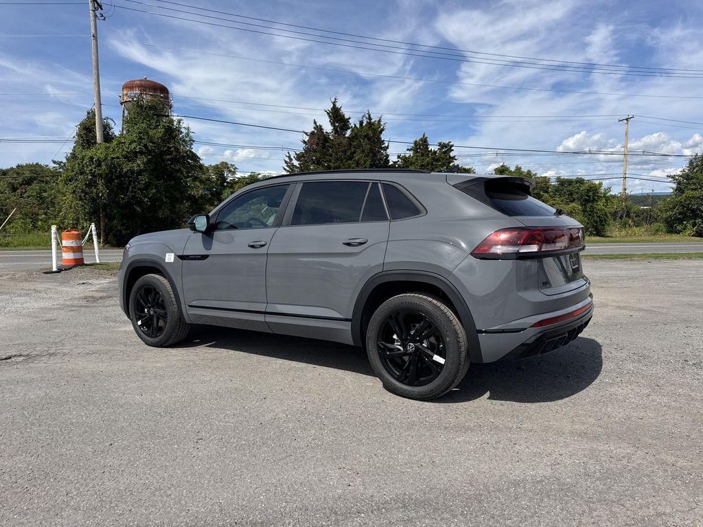 new 2026 Volkswagen Atlas Cross Sport car, priced at $51,376