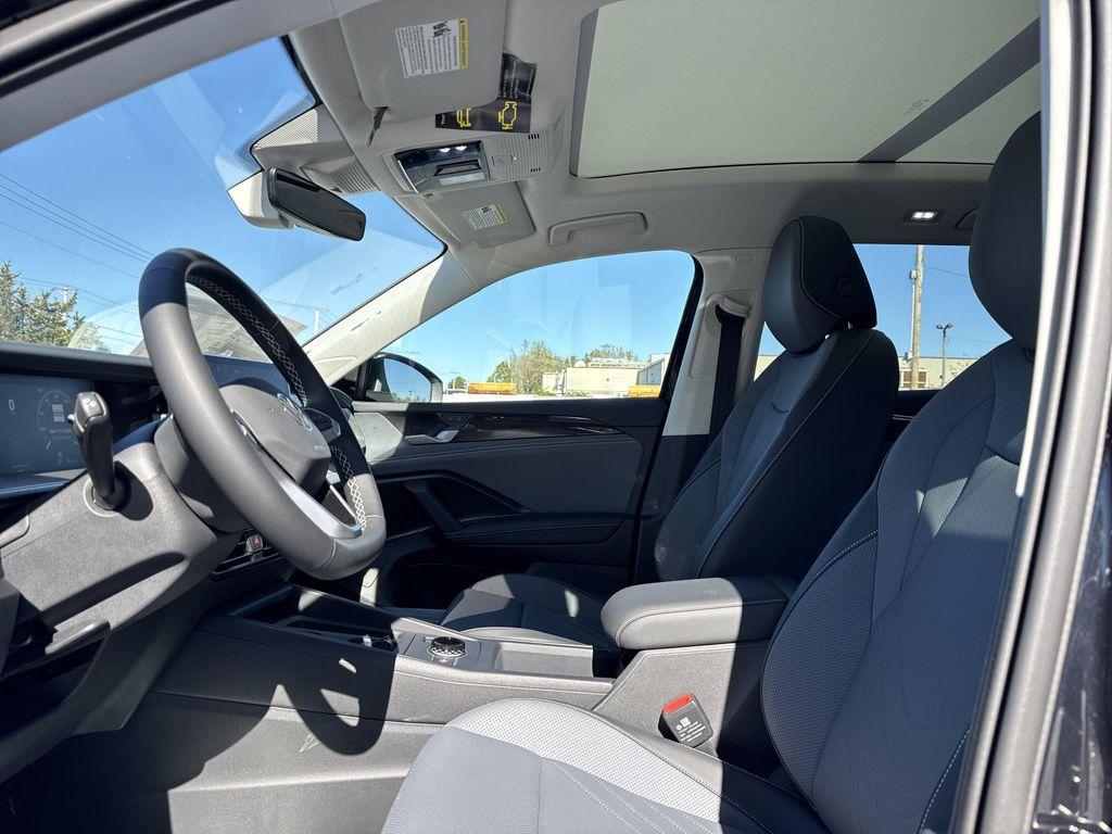 new 2025 Volkswagen Tiguan car, priced at $34,586