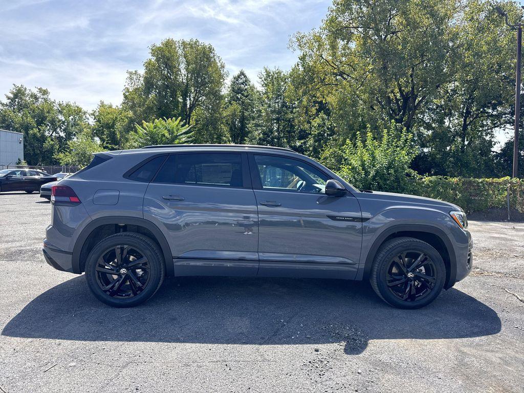 new 2026 Volkswagen Atlas Cross Sport car, priced at $51,375