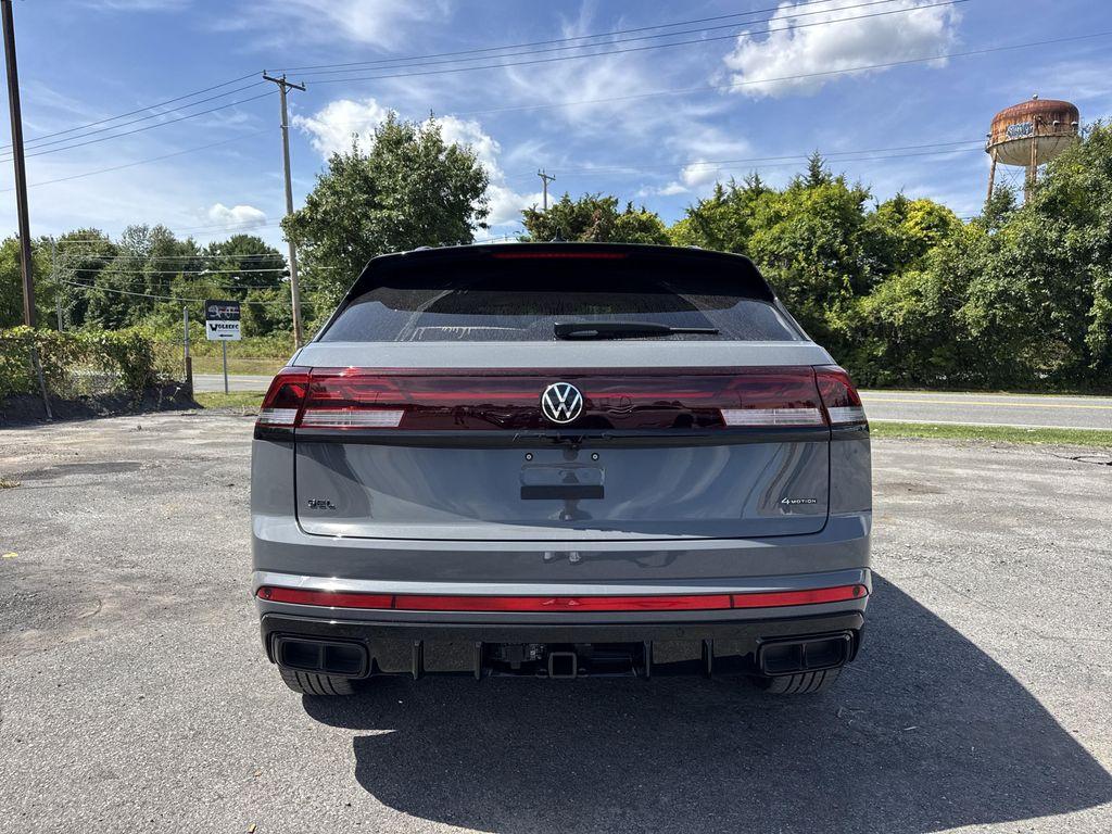 new 2026 Volkswagen Atlas Cross Sport car, priced at $51,375