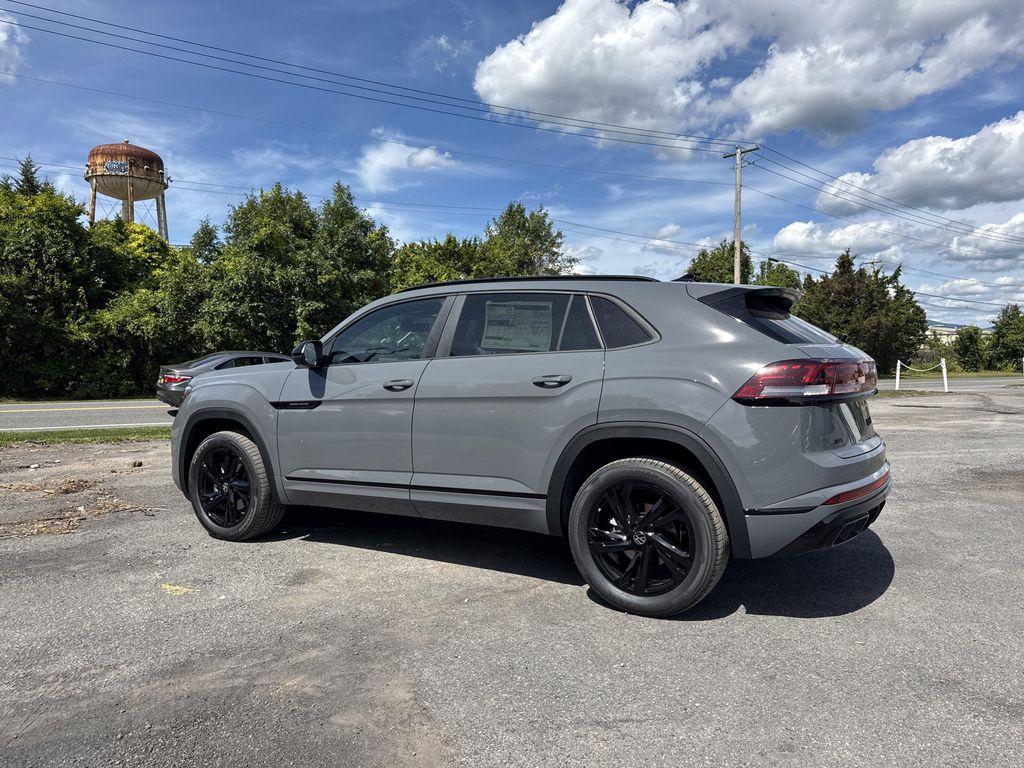 new 2026 Volkswagen Atlas Cross Sport car, priced at $51,375