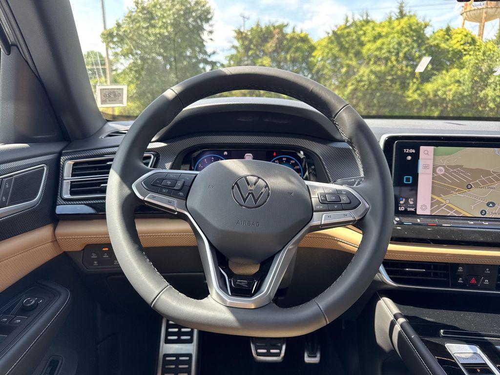 new 2026 Volkswagen Atlas Cross Sport car, priced at $51,375