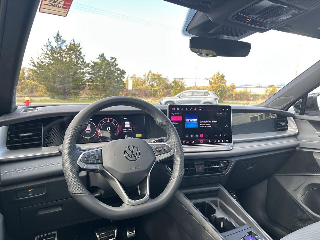 new 2025 Volkswagen Tiguan car, priced at $37,176