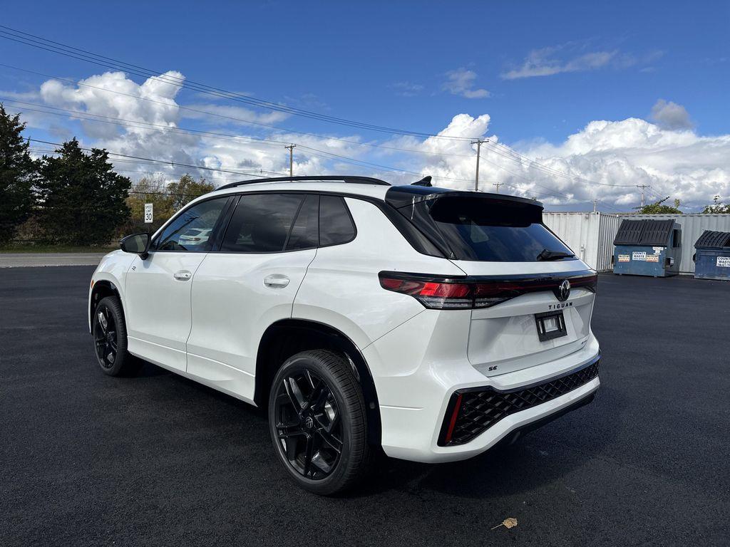 new 2025 Volkswagen Tiguan car, priced at $37,176