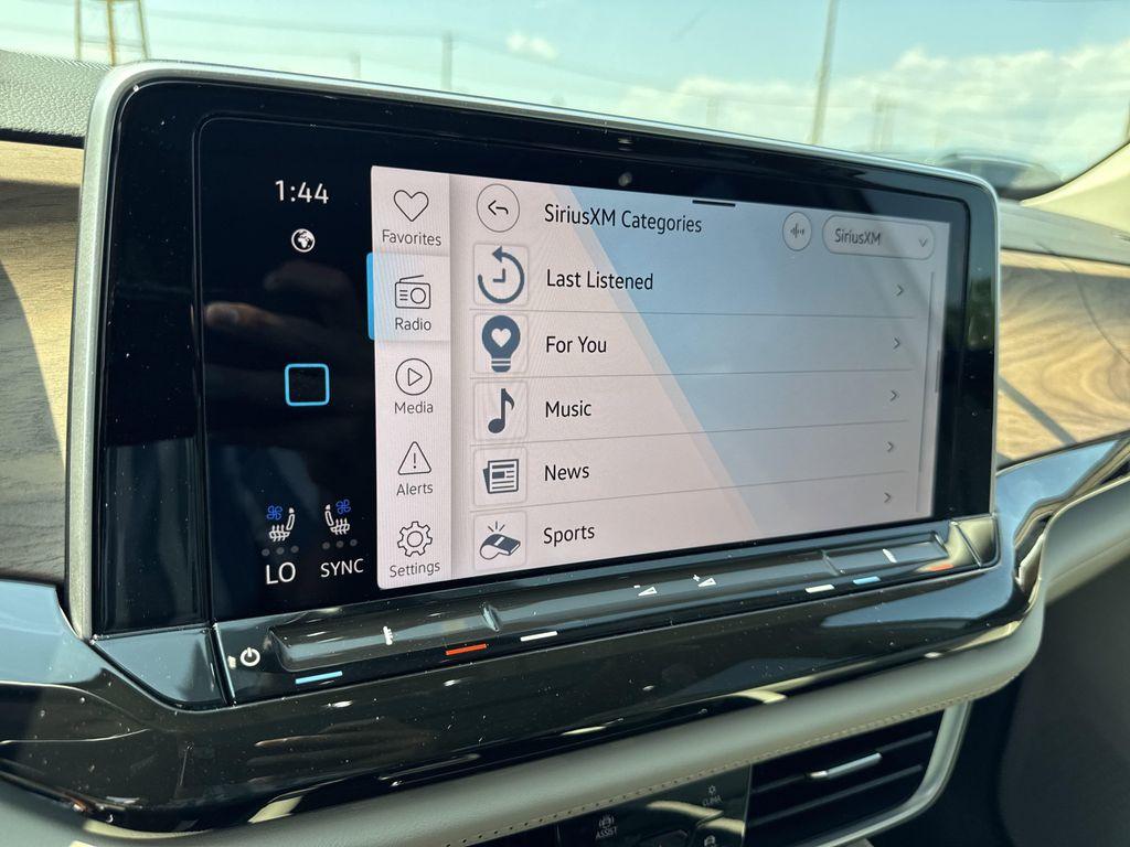 new 2026 Volkswagen Atlas car, priced at $47,870