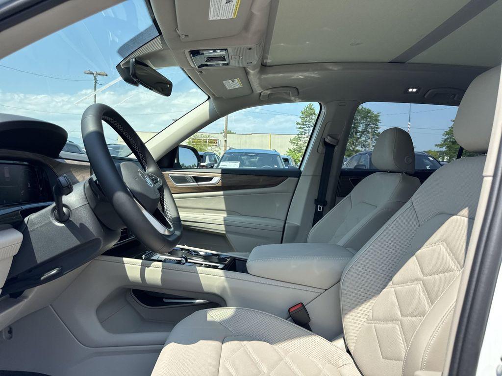 new 2026 Volkswagen Atlas car, priced at $47,870