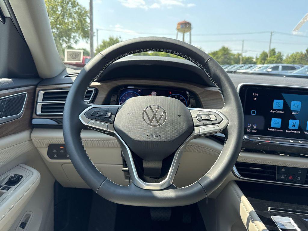 new 2026 Volkswagen Atlas car, priced at $47,870