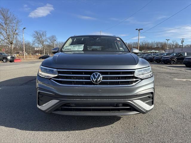 new 2024 Volkswagen Tiguan car, priced at $23,551