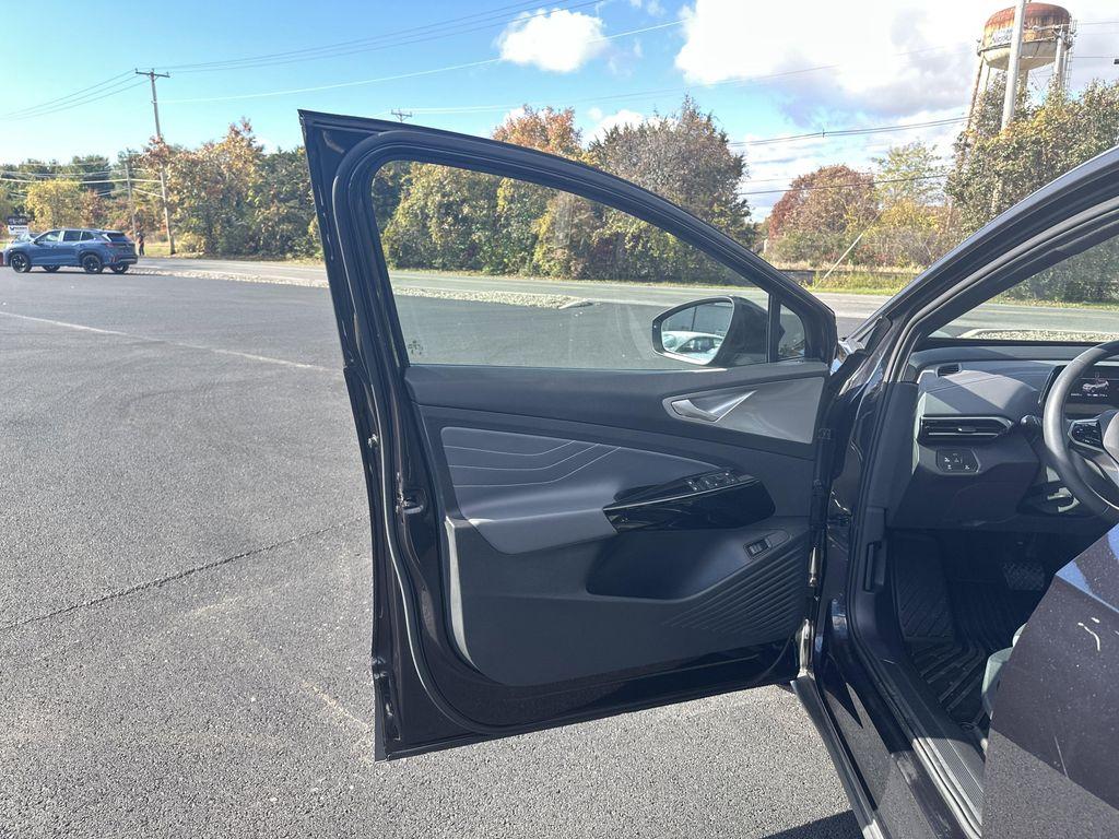 used 2023 Volkswagen ID.4 car, priced at $23,362