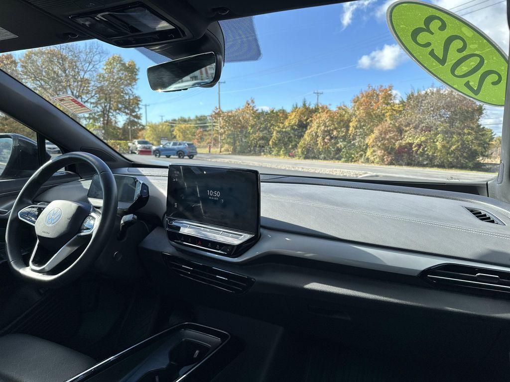 used 2023 Volkswagen ID.4 car, priced at $23,362