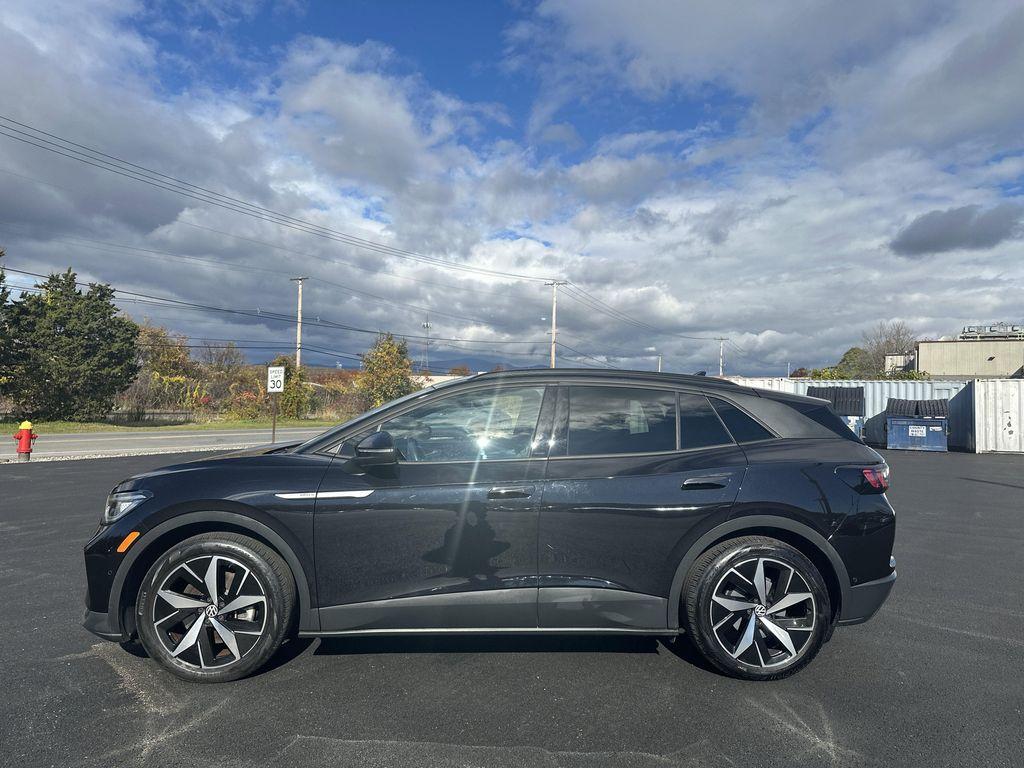 used 2023 Volkswagen ID.4 car, priced at $23,362