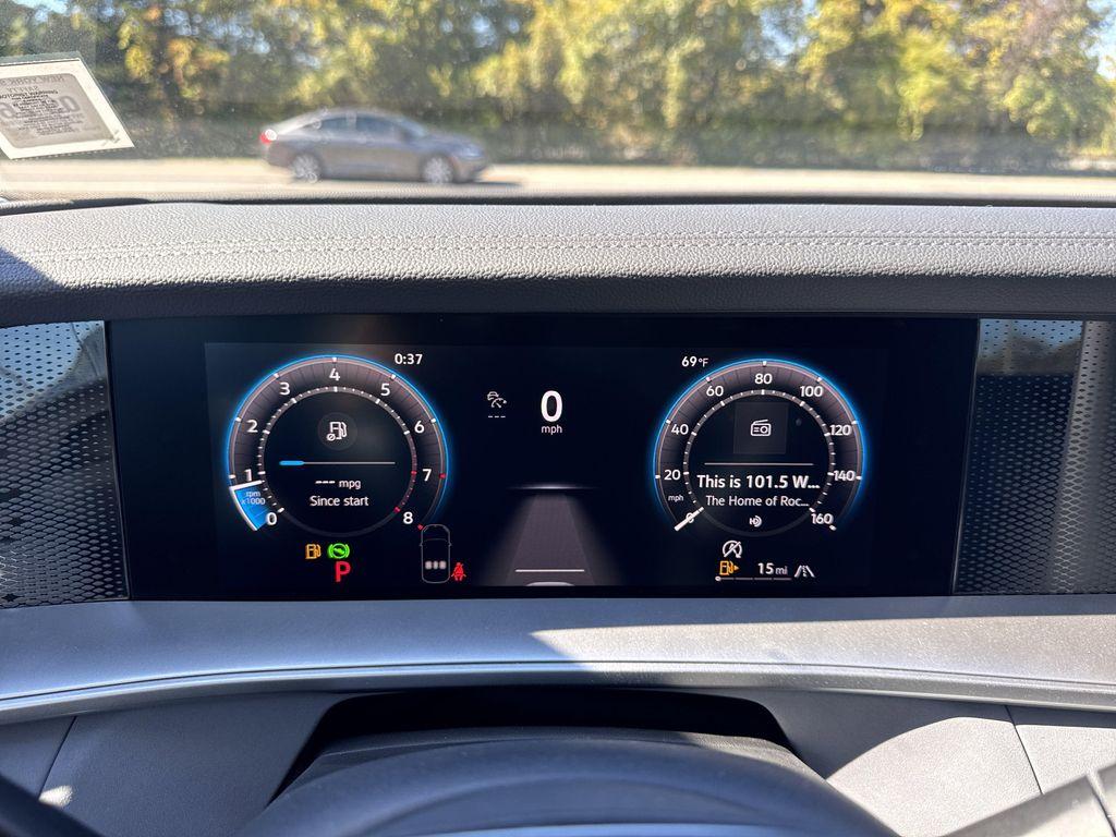 new 2025 Volkswagen Tiguan car, priced at $34,882