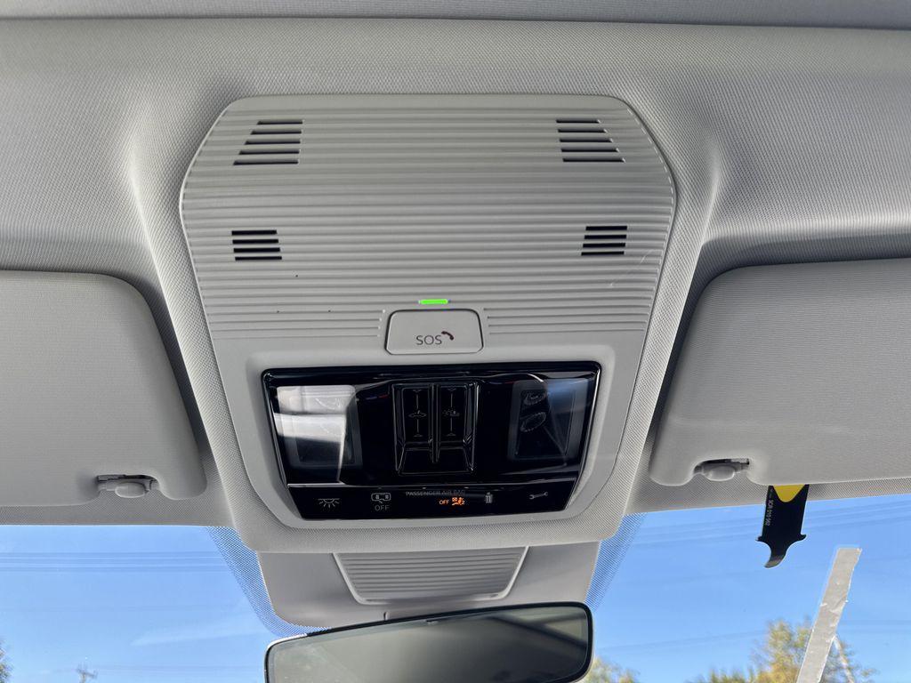 new 2025 Volkswagen Tiguan car, priced at $34,882