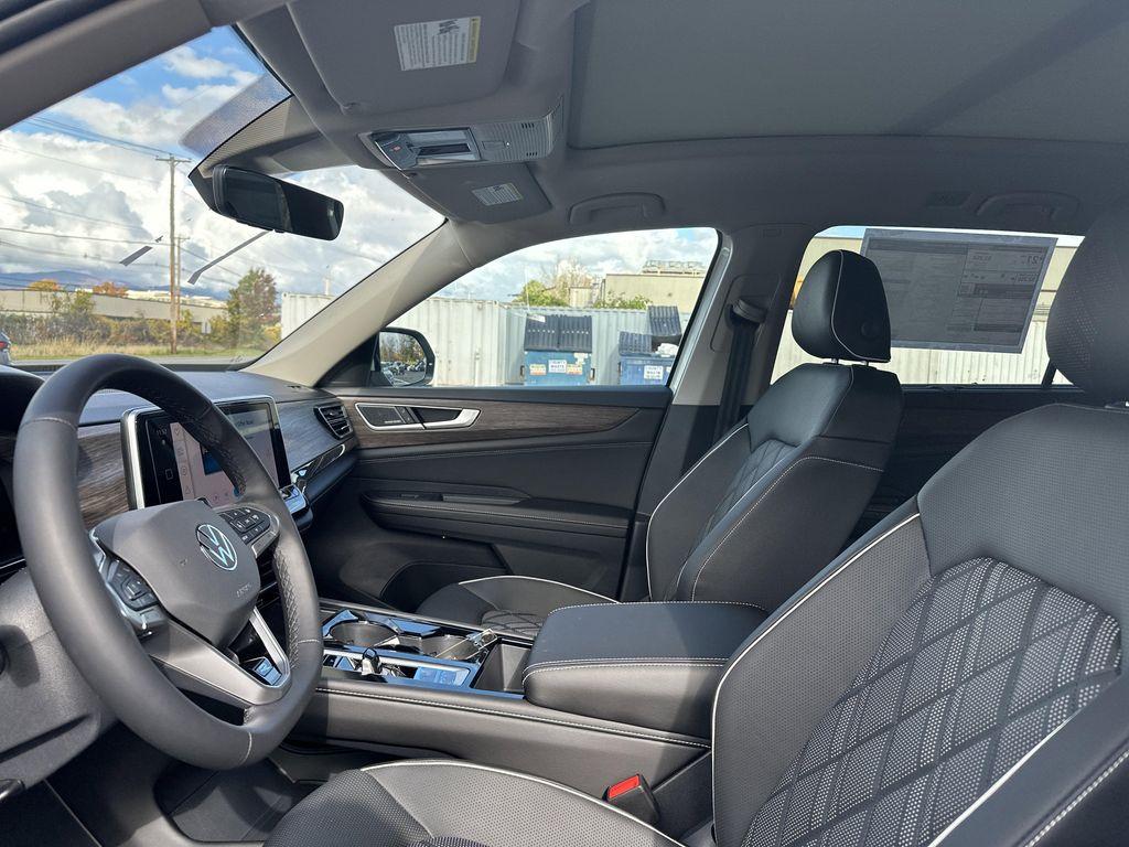 new 2026 Volkswagen Atlas car, priced at $54,703
