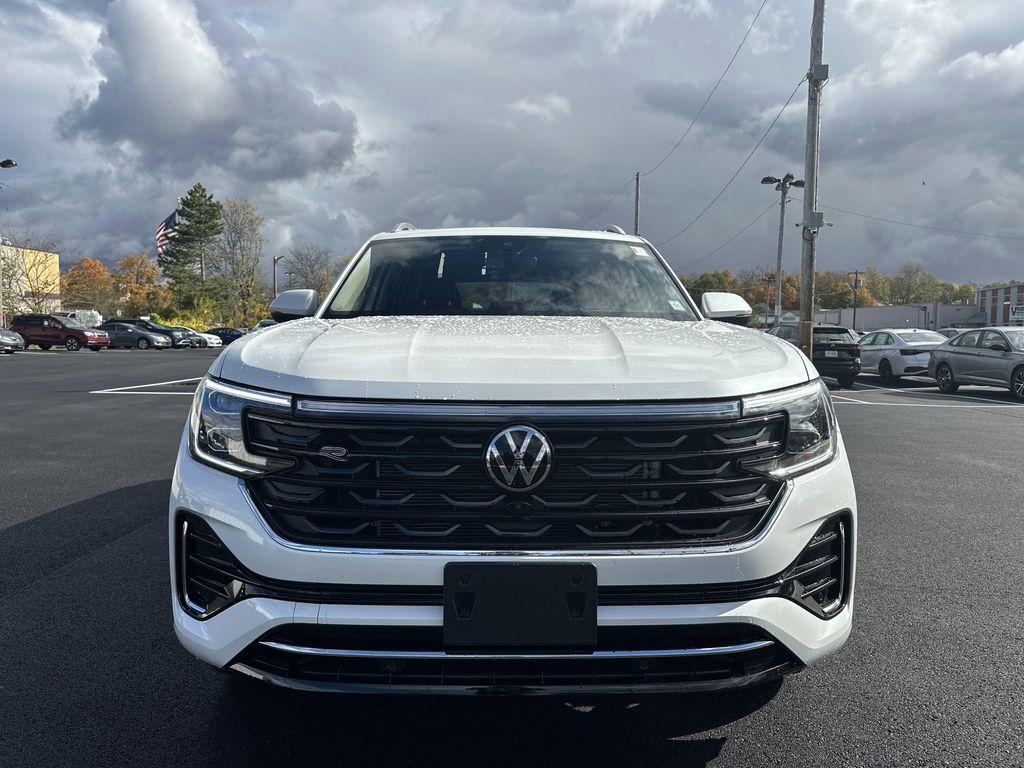 new 2026 Volkswagen Atlas car, priced at $54,703