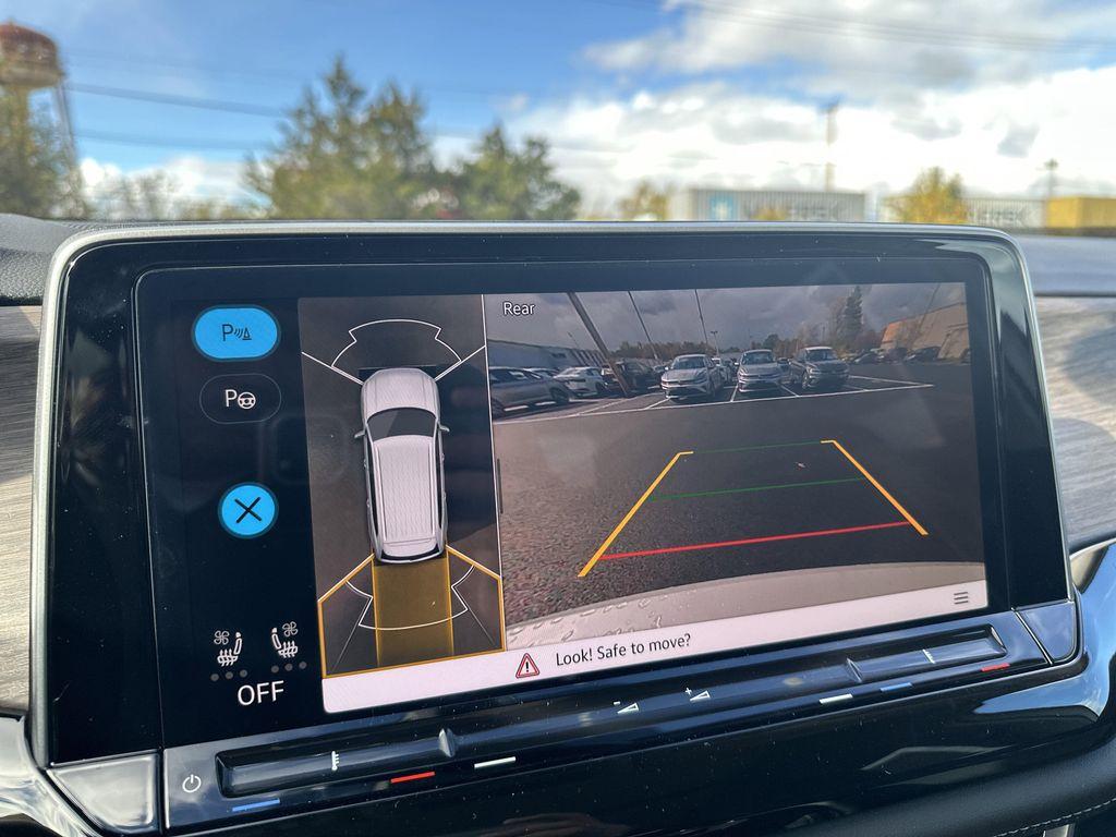 new 2026 Volkswagen Atlas car, priced at $54,703