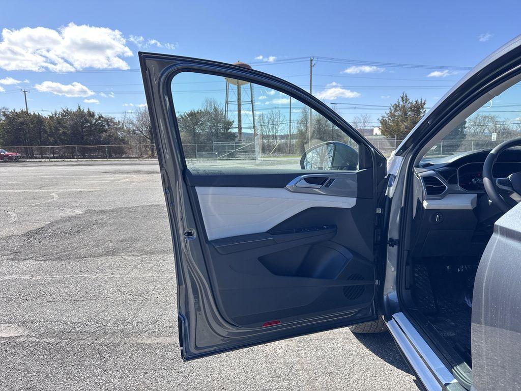 new 2025 Volkswagen Taos car, priced at $34,121