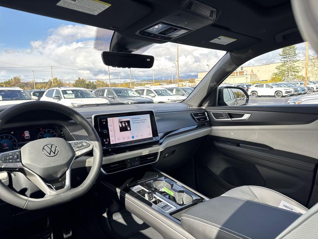 new 2026 Volkswagen Atlas Cross Sport car, priced at $53,738