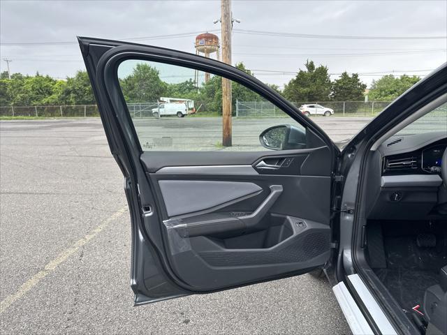 new 2025 Volkswagen Jetta car, priced at $27,798