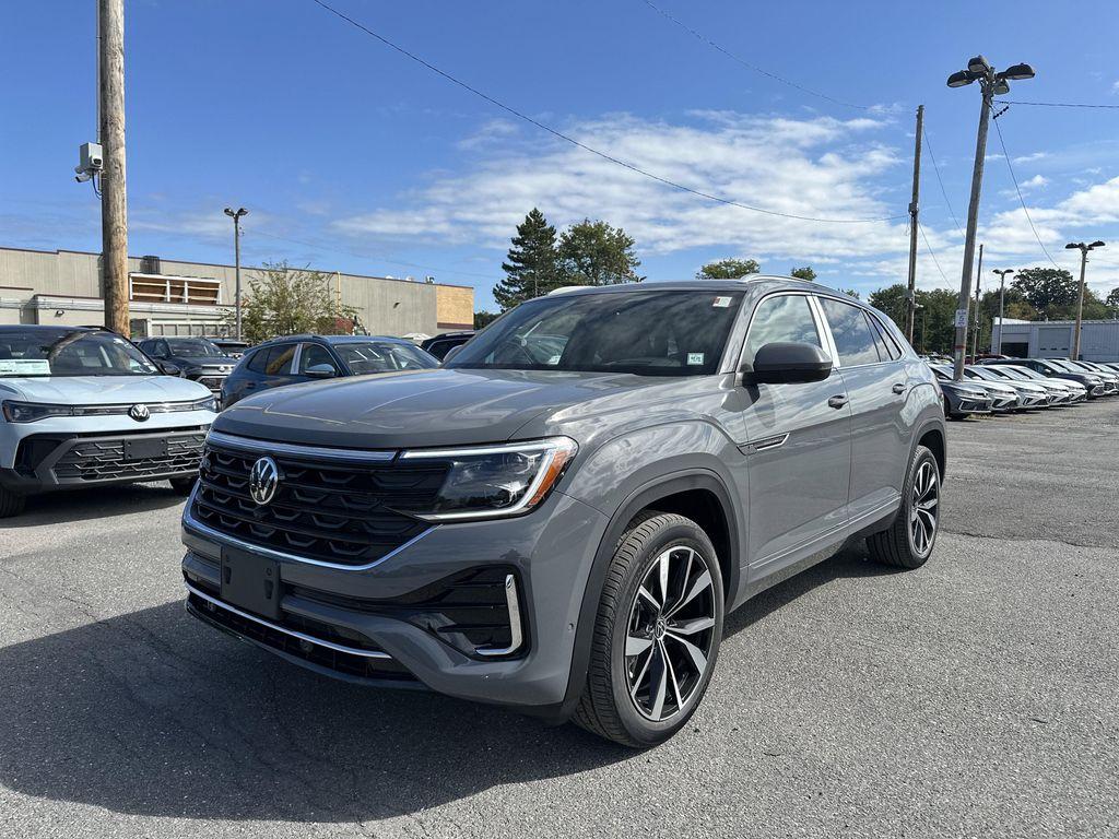 new 2026 Volkswagen Atlas Cross Sport car, priced at $55,946