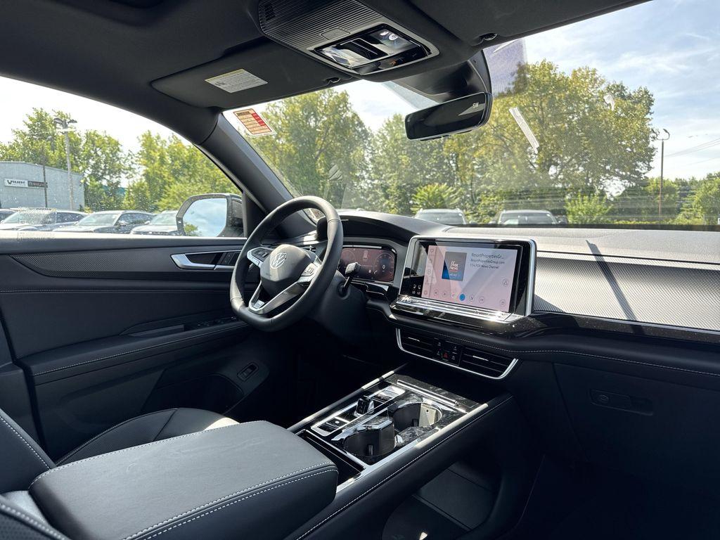 new 2026 Volkswagen Atlas Cross Sport car, priced at $51,375