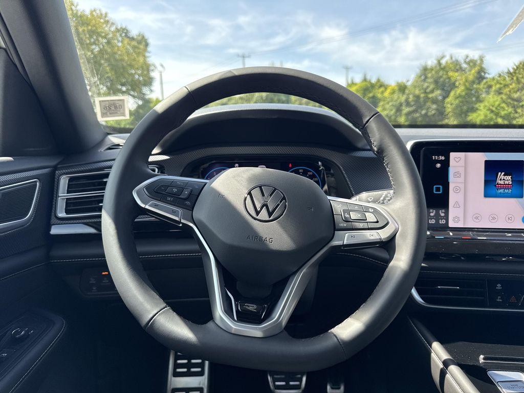 new 2026 Volkswagen Atlas Cross Sport car, priced at $51,375