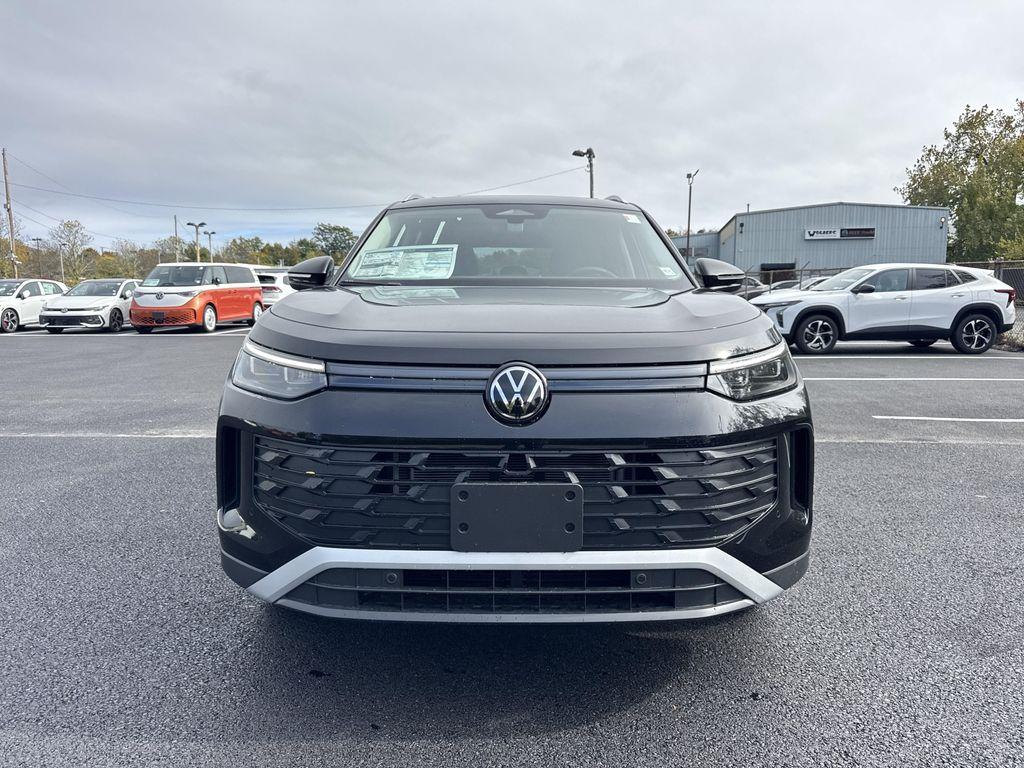 new 2025 Volkswagen Tiguan car, priced at $34,586
